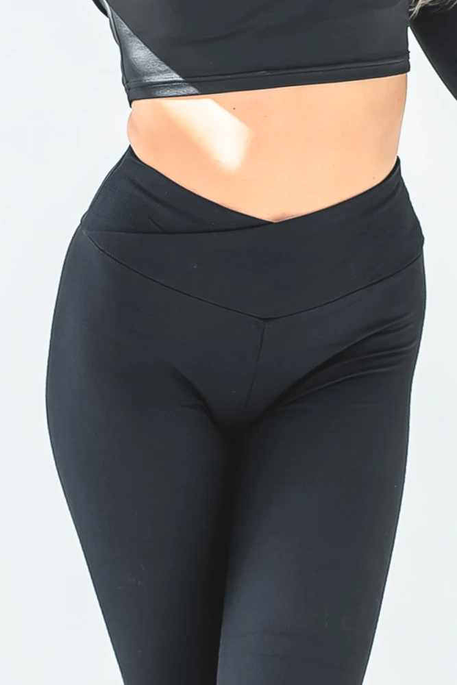 X333 Czarne legginsy damskie – prążkowane push-up z wysokim stanem i asymetrycznym pasem, modelujące sylwetkę, wysmuklające nogi i podkreślające talię (XS/S, S/M)